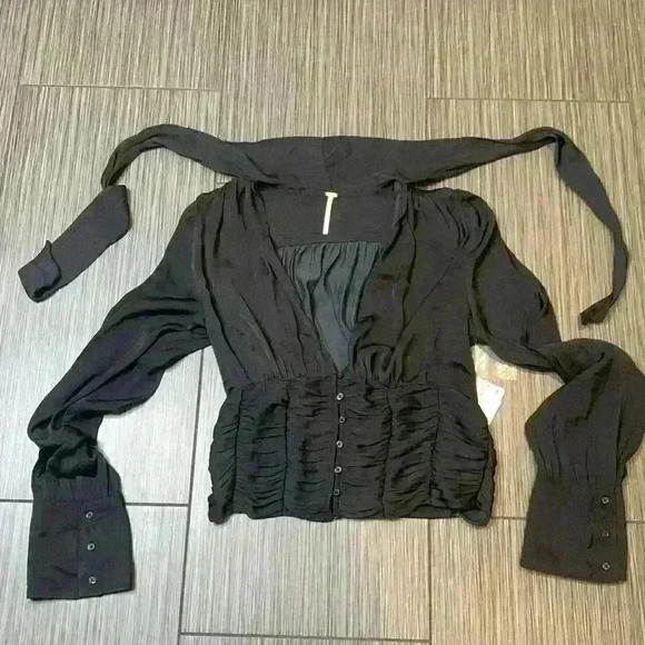 Free People Black Long Bell Sleeves V-Neck Meet Me There Button Down Blouse Sz S - Picture 8 of 14